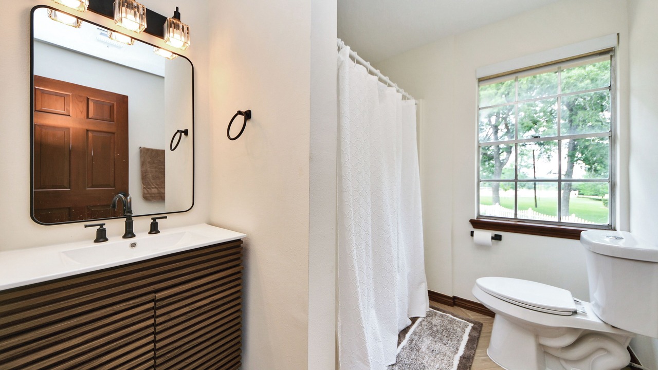 Photo of Bathroom in Blue Bell Estates
