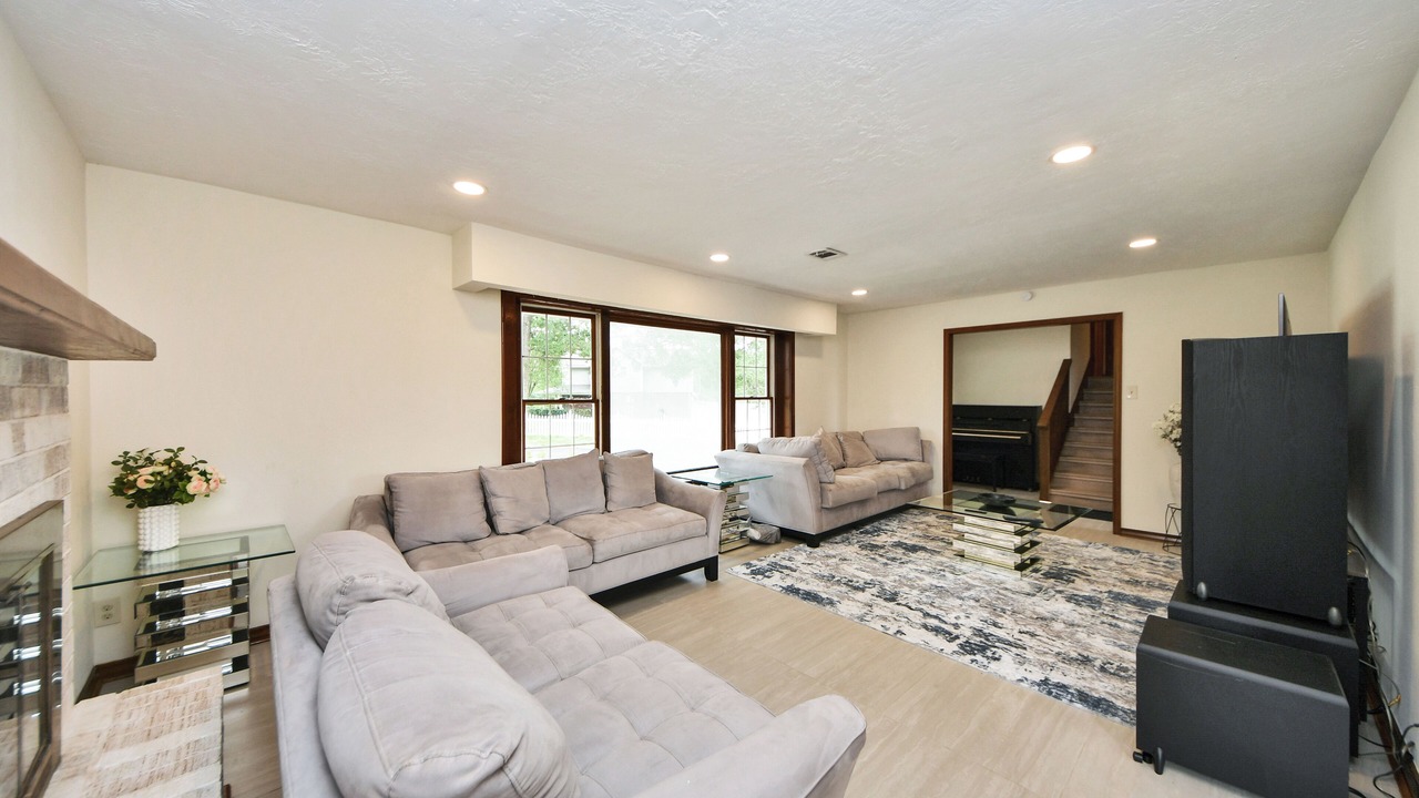 Photo of Livingroom in Blue Bell Estates