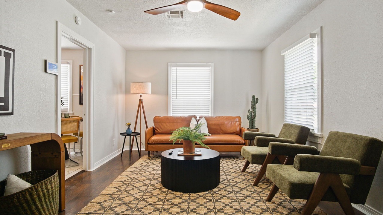Photo of Livingroom in Norman