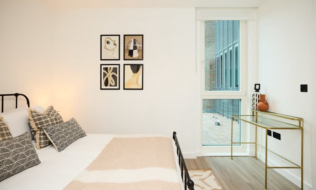 Photo of Bedroom in Tottenham Green