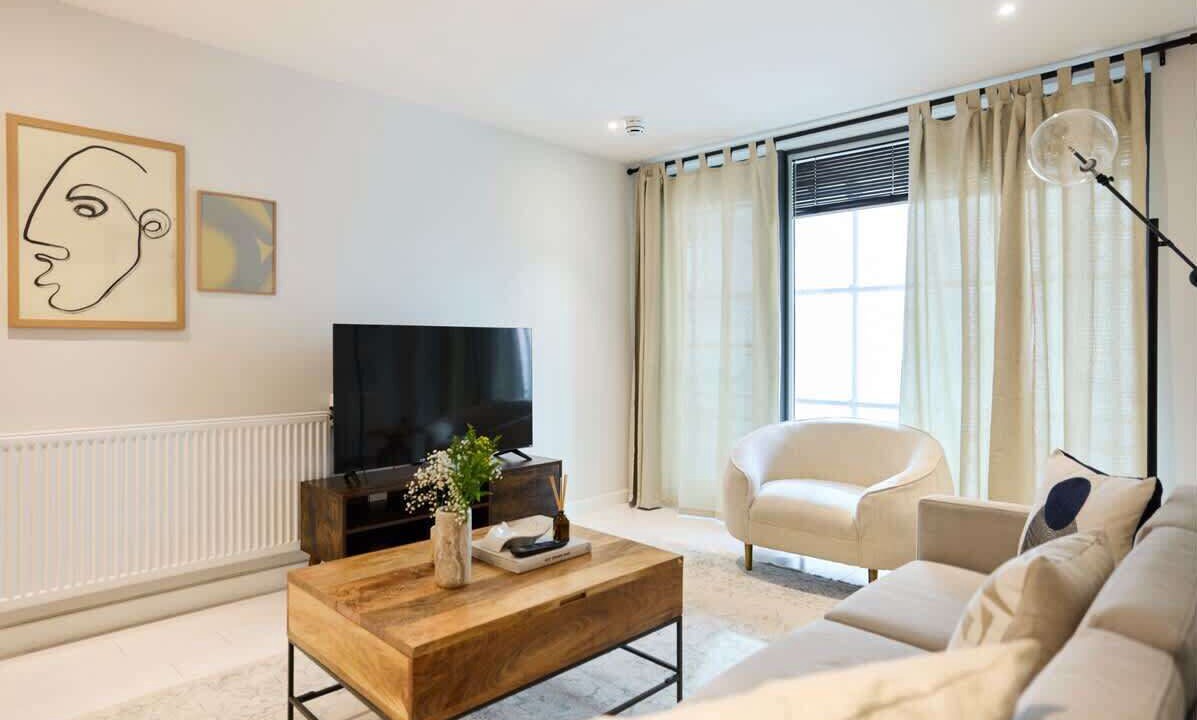 Photo of Livingroom in Tottenham Hale