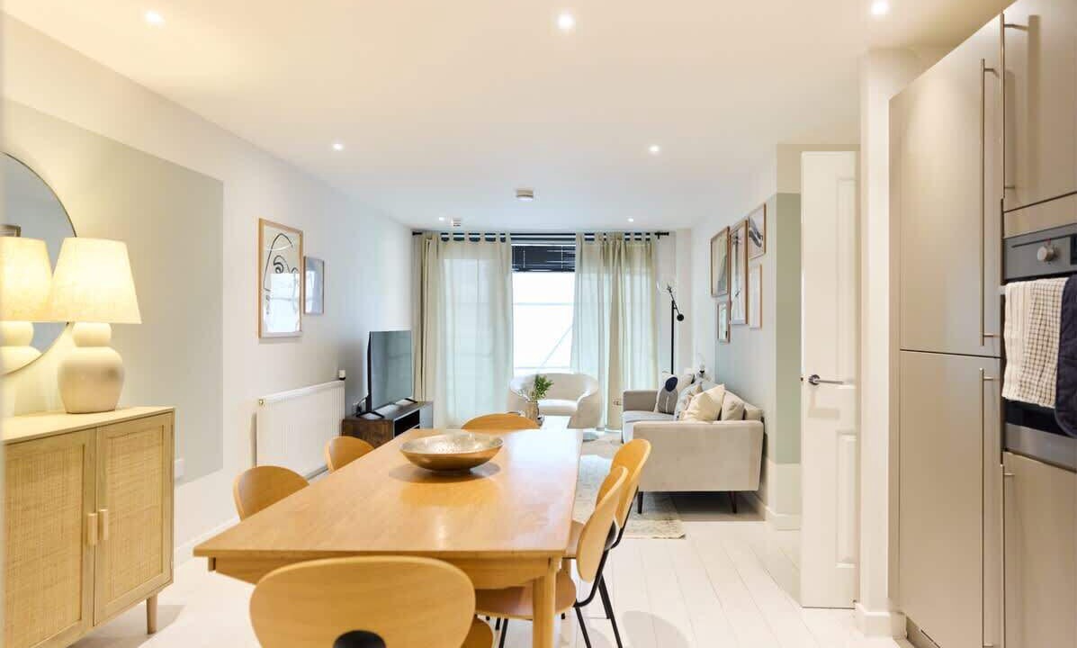 Photo of Others in Tottenham Hale