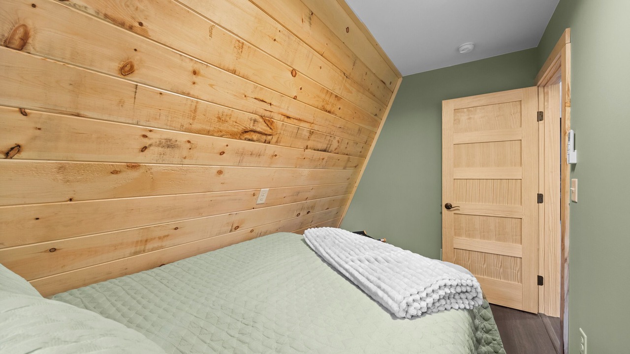 Photo of Bedroom in Town of Torrey