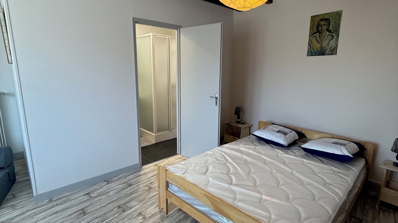 Photo of Bedroom in Chalindrey