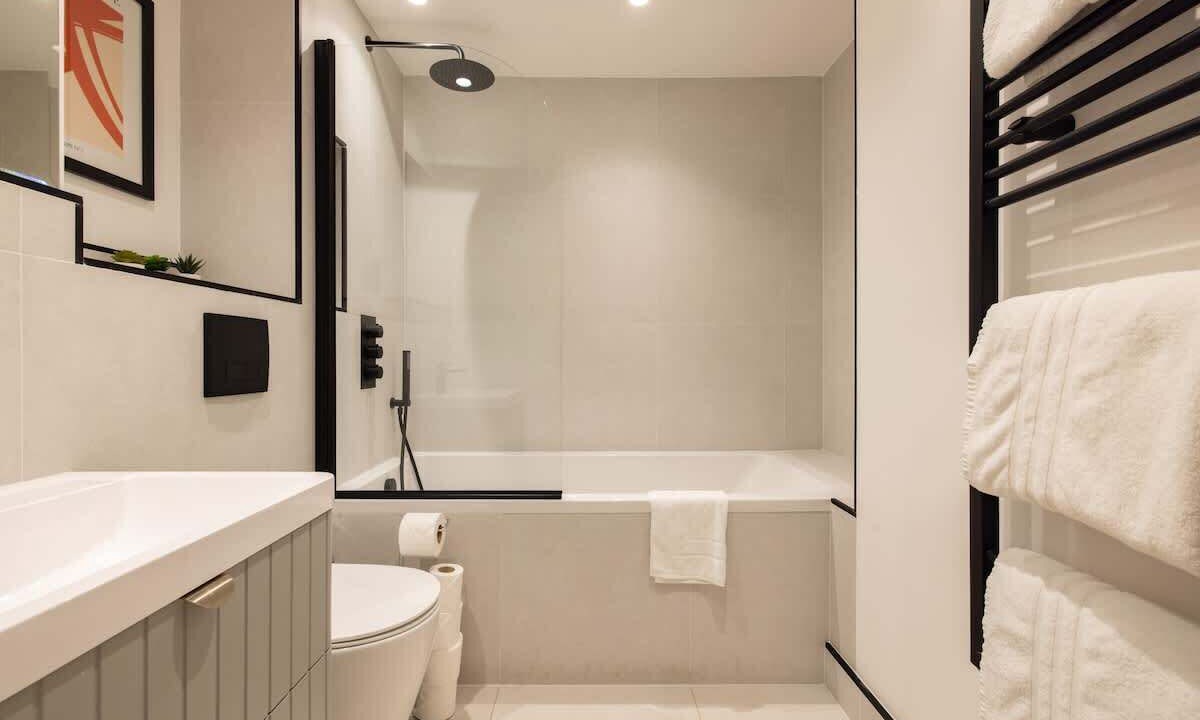 Photo of Bathroom in Wembley Central