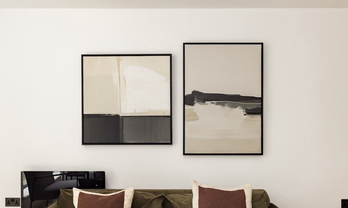 Photo of Livingroom in Wembley Central