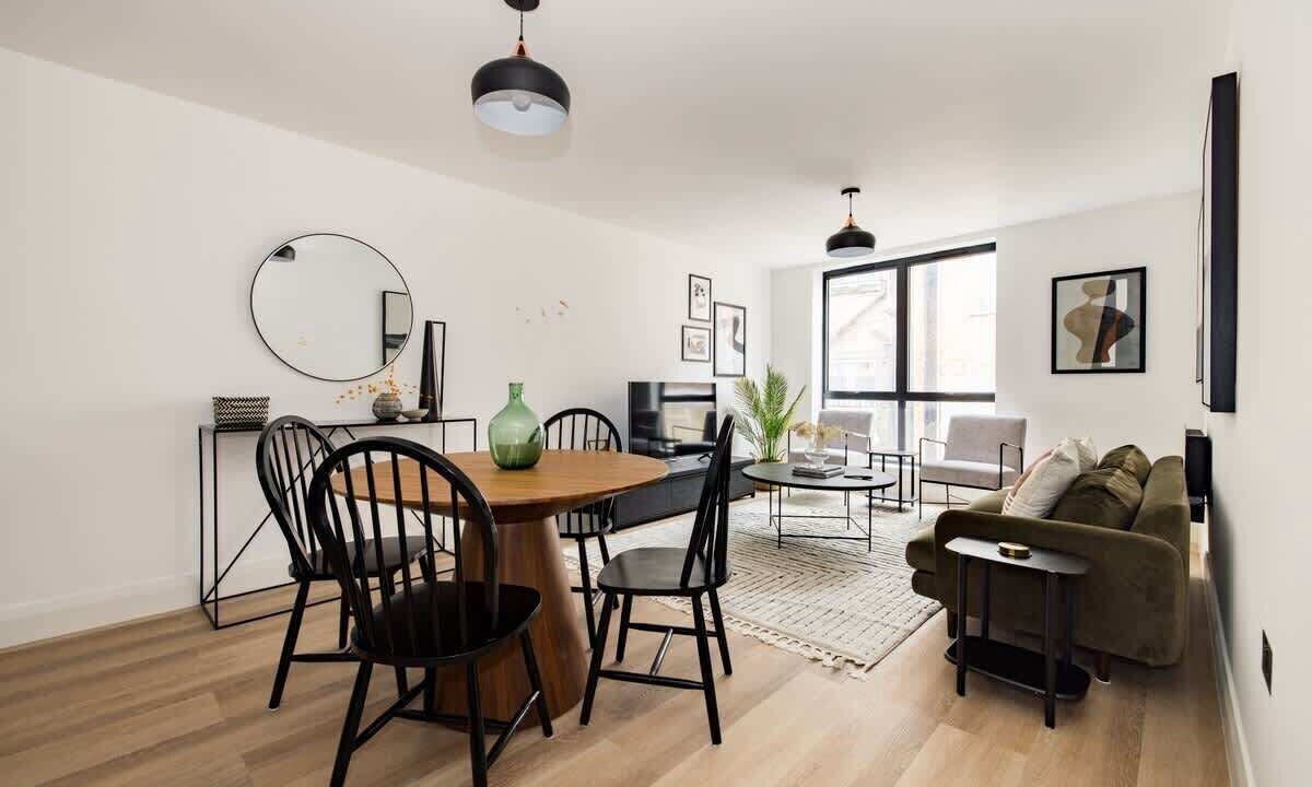 Photo of Livingroom in Wembley Central