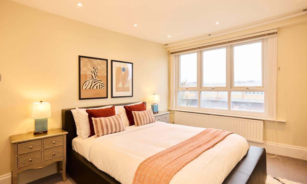 Photo of Bedroom in Peckham Rye