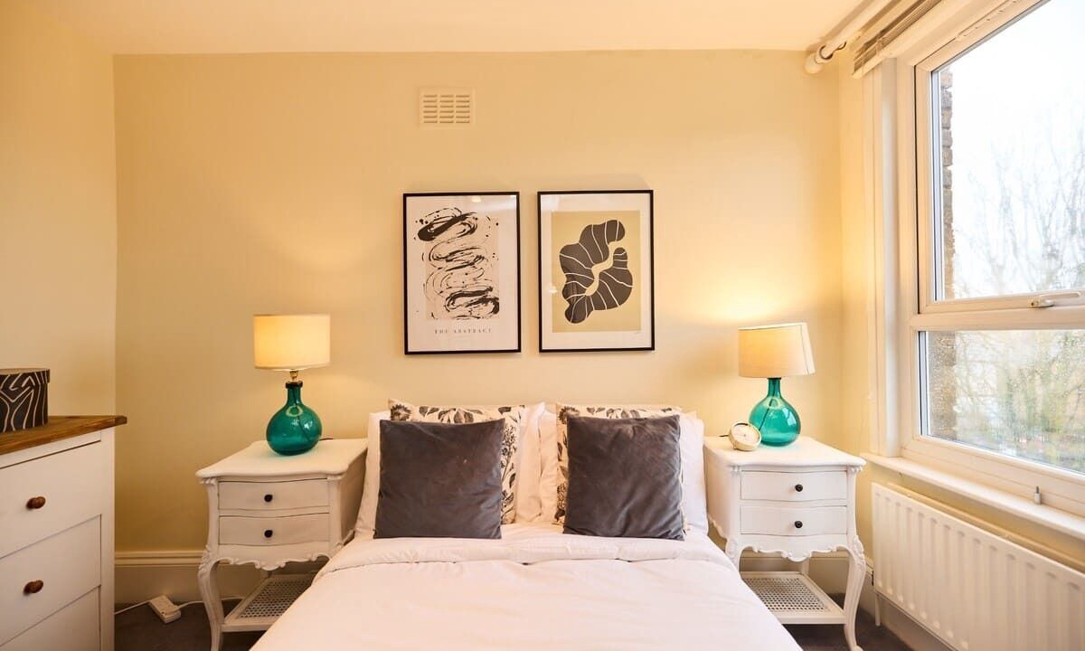 Photo of Bedroom in Peckham Rye