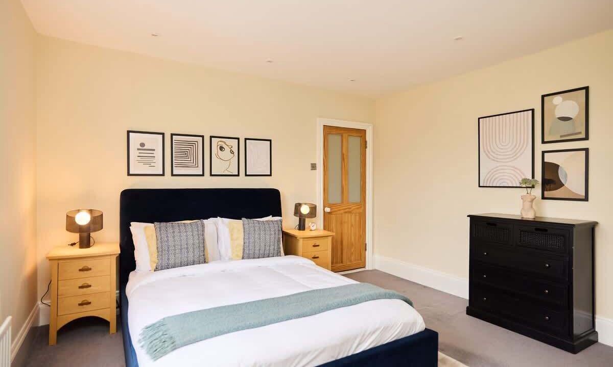 Photo of Bedroom in Peckham Rye