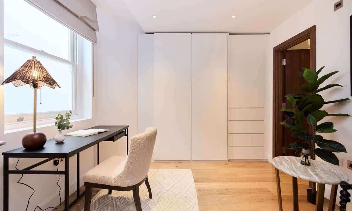 Photo of Others in St. Johns Wood