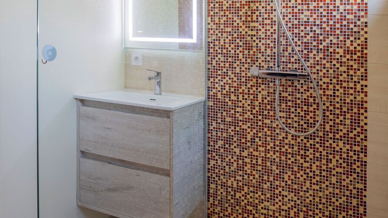 Photo of Bathroom in Saint-Georges-d'Orques