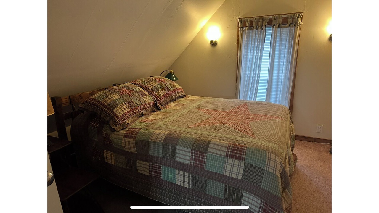 Photo of Bedroom in Elizabethtown