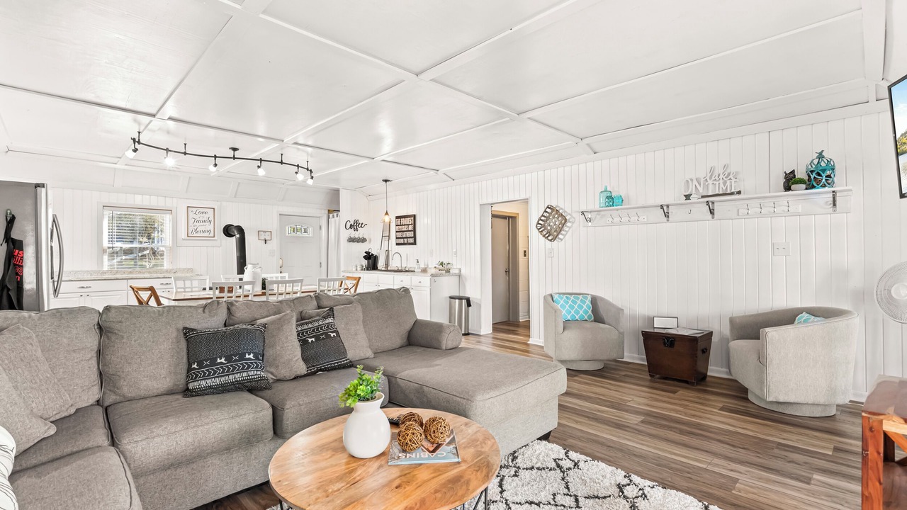 Photo of Livingroom in Littleton