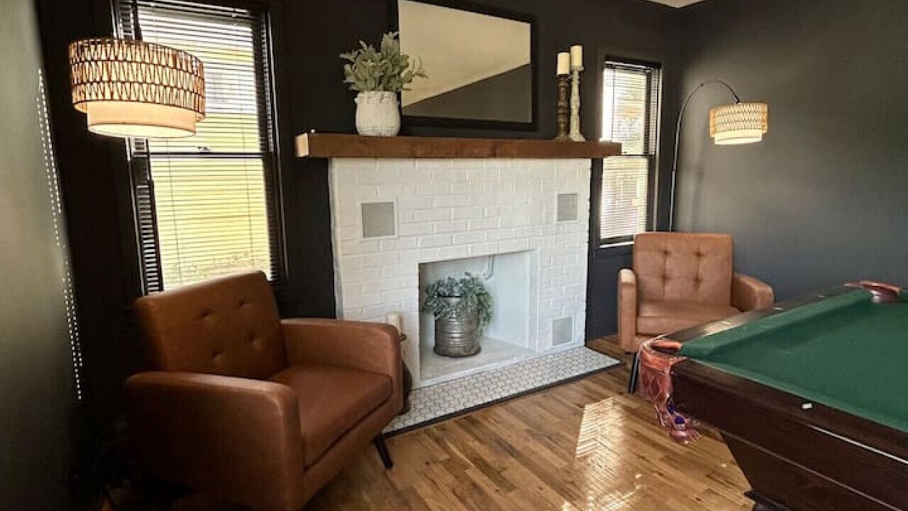 Photo of Bedroom in Maryville