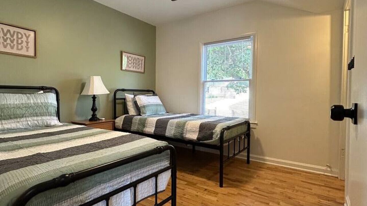 Photo of Bedroom in Maryville