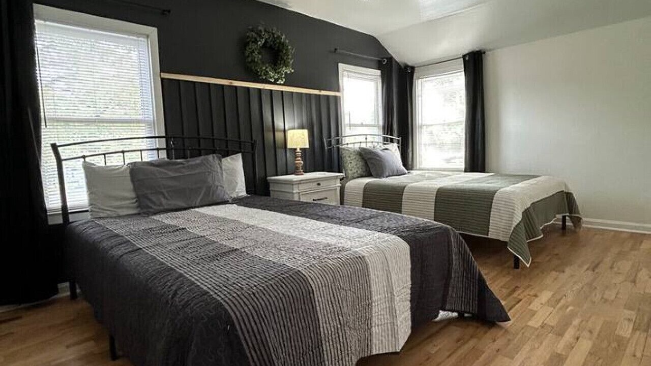 Photo of Bedroom in Maryville