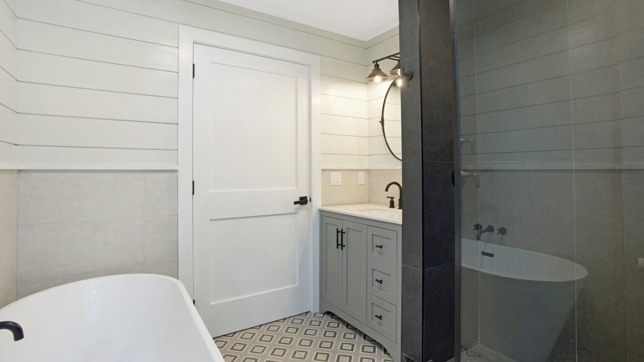 Photo of Bathroom in Hampton Bays