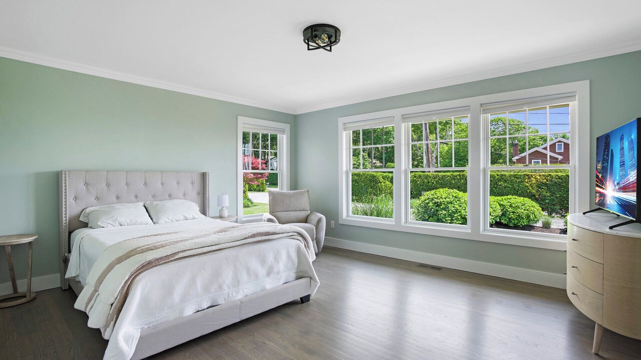 Photo of Bedroom in Hampton Bays
