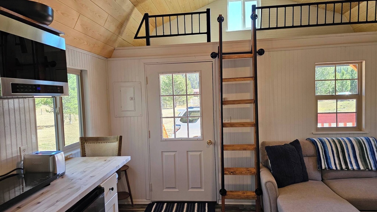 Photo of Livingroom in Georgetown