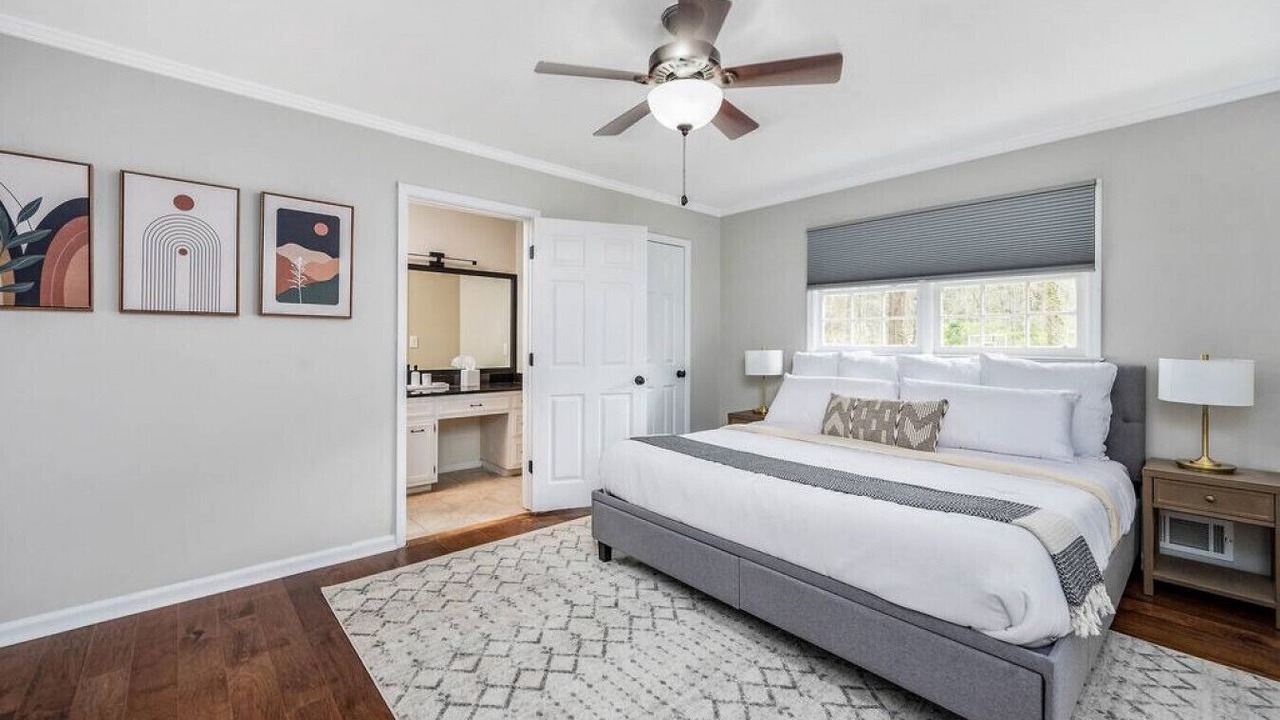 Photo of Bedroom in Macon