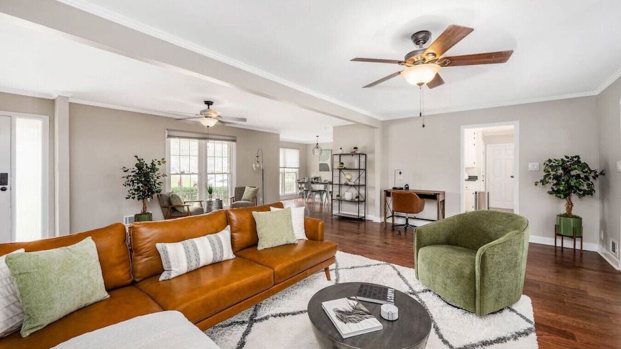 Photo of Livingroom in Macon