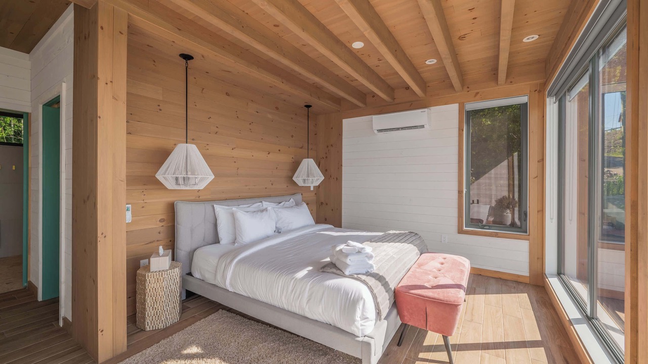 Photo of Bedroom in Saint-Joseph-de-la-Rive