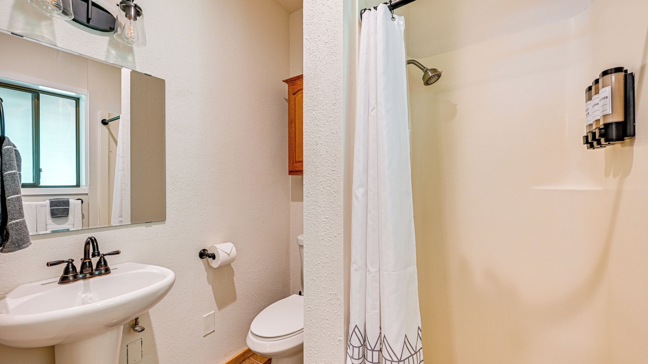 Photo of Bathroom in Paradise Estates