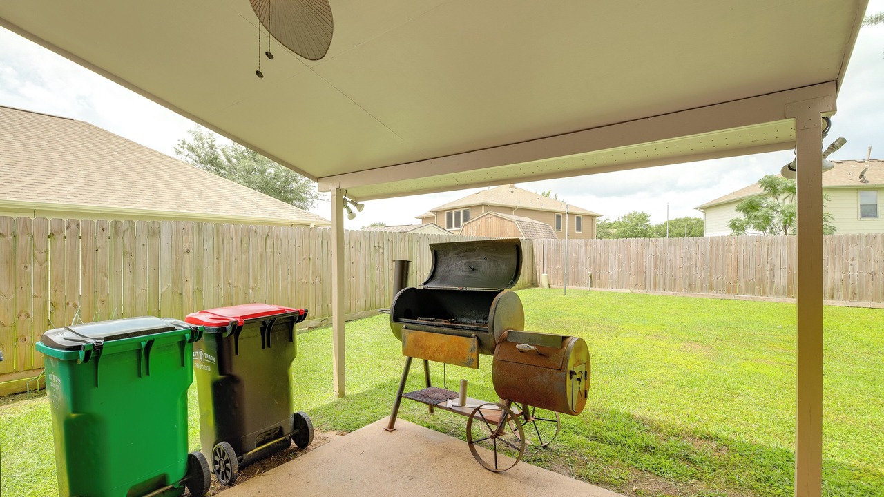 Photo of Patio Balcony in Baytown