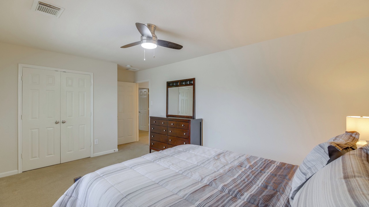 Photo of Bedroom in Baytown