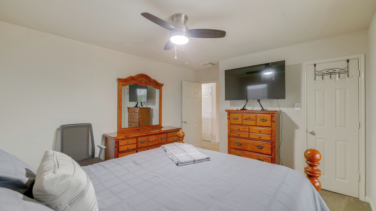 Photo of Bedroom in Baytown