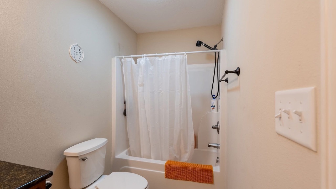 Photo of Bathroom in Pangburn