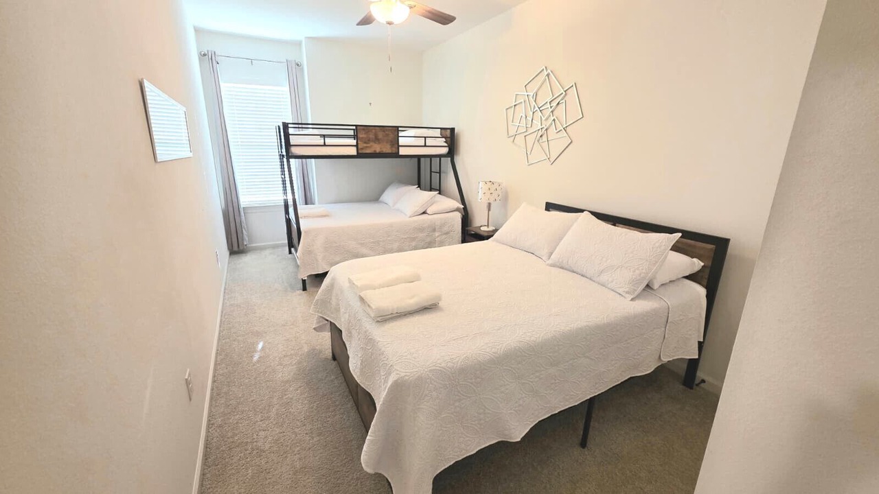 Photo of Bedroom in Highlands - Perkins