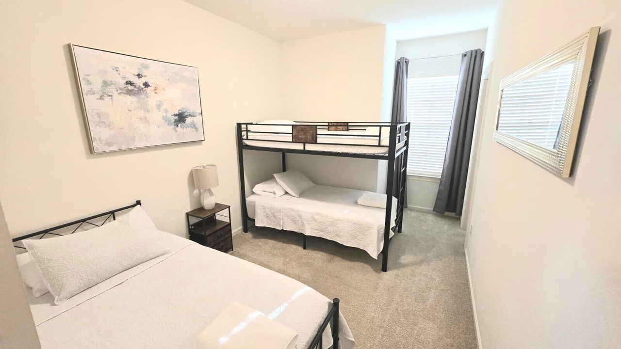 Photo of Bedroom in Highlands - Perkins