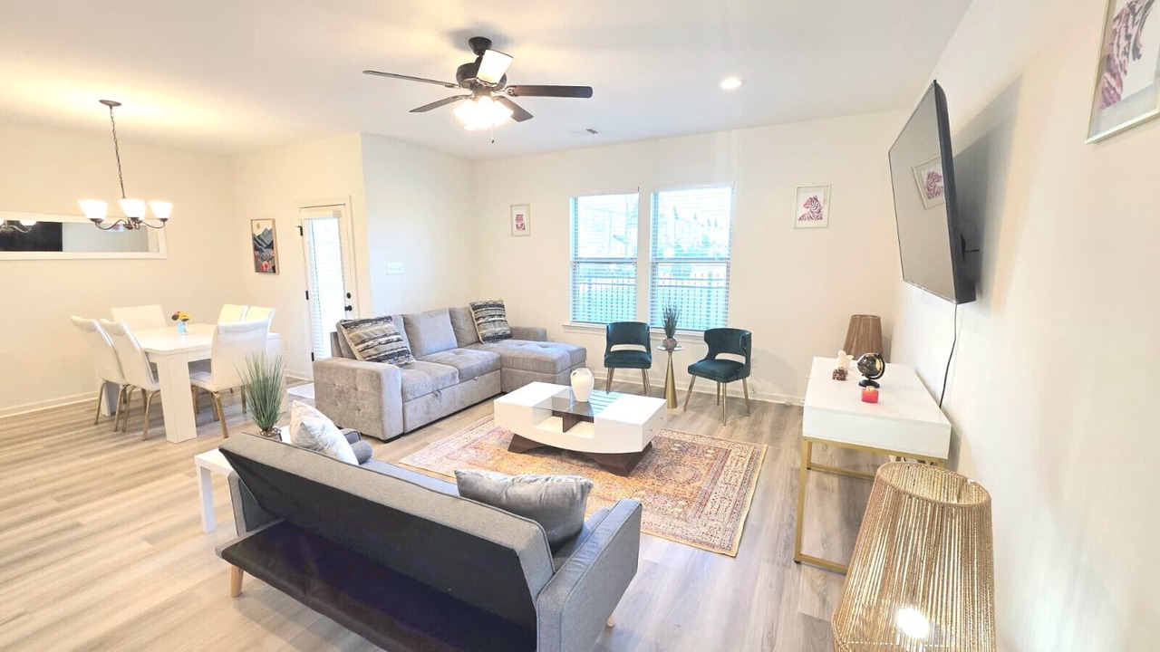 Photo of Livingroom in Highlands - Perkins