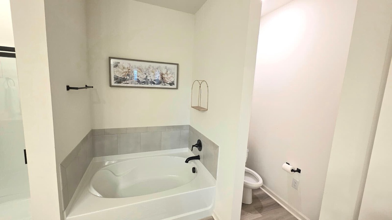 Photo of Bathroom in Highlands - Perkins