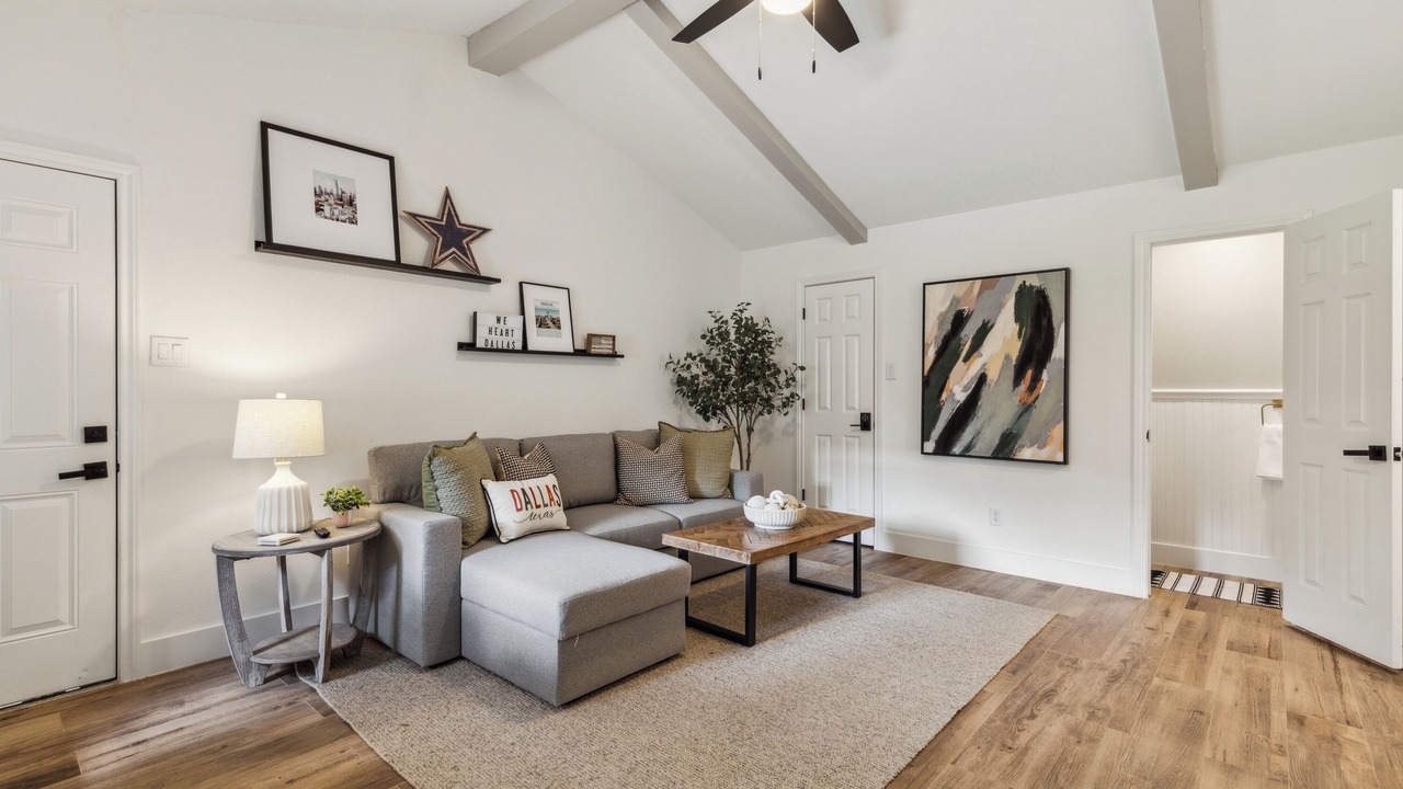Photo of Livingroom in Richardson