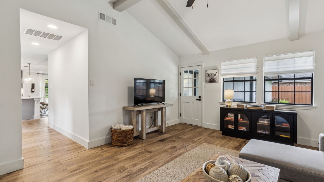Photo of Livingroom in Richardson