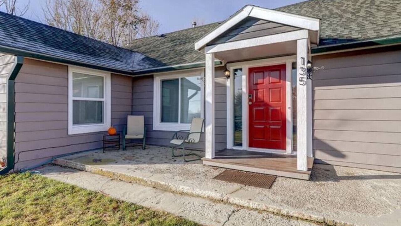 Photo of Others in Star