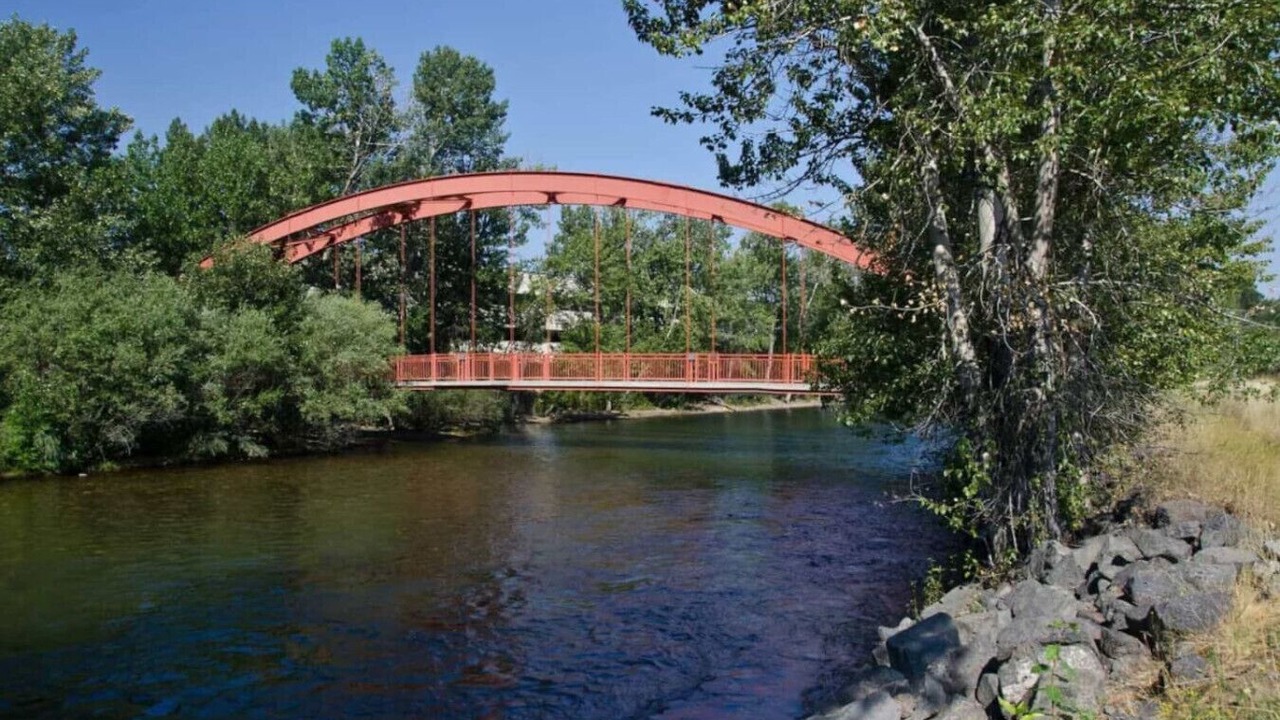 Photo of Others in Star