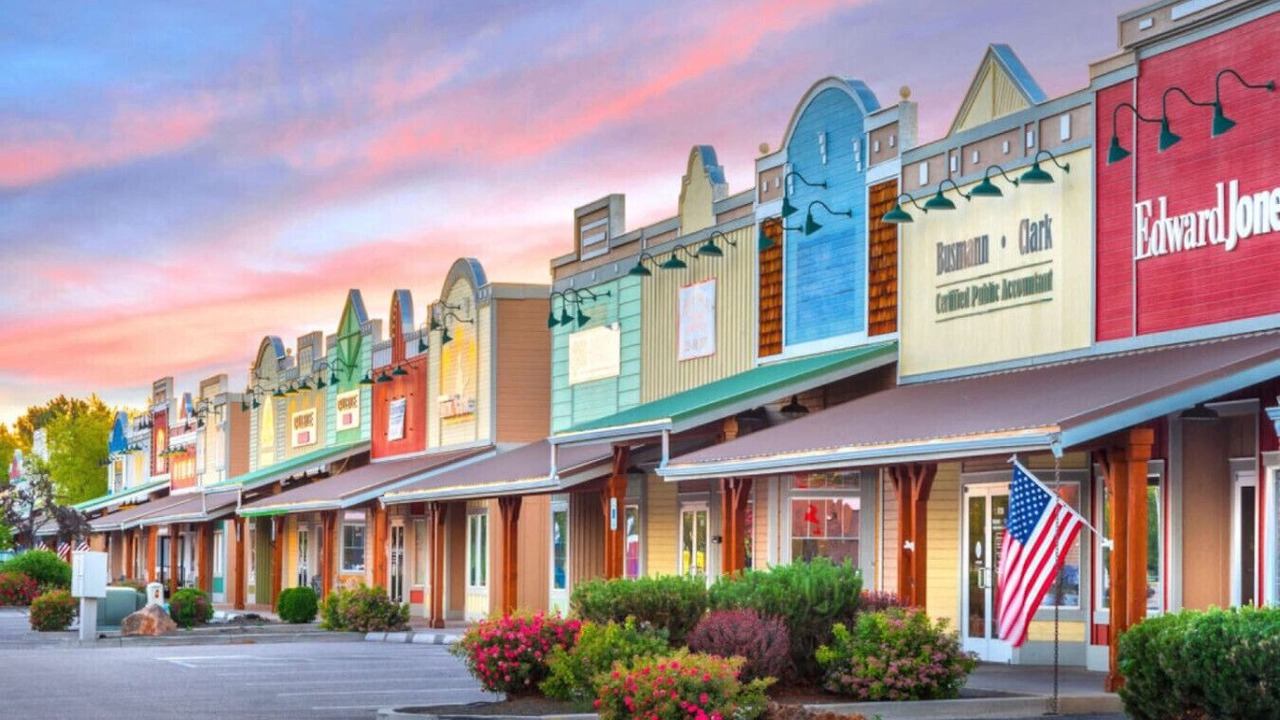 Photo of Others in Star