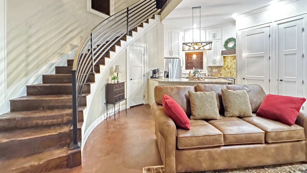 Photo of Livingroom in Springdale