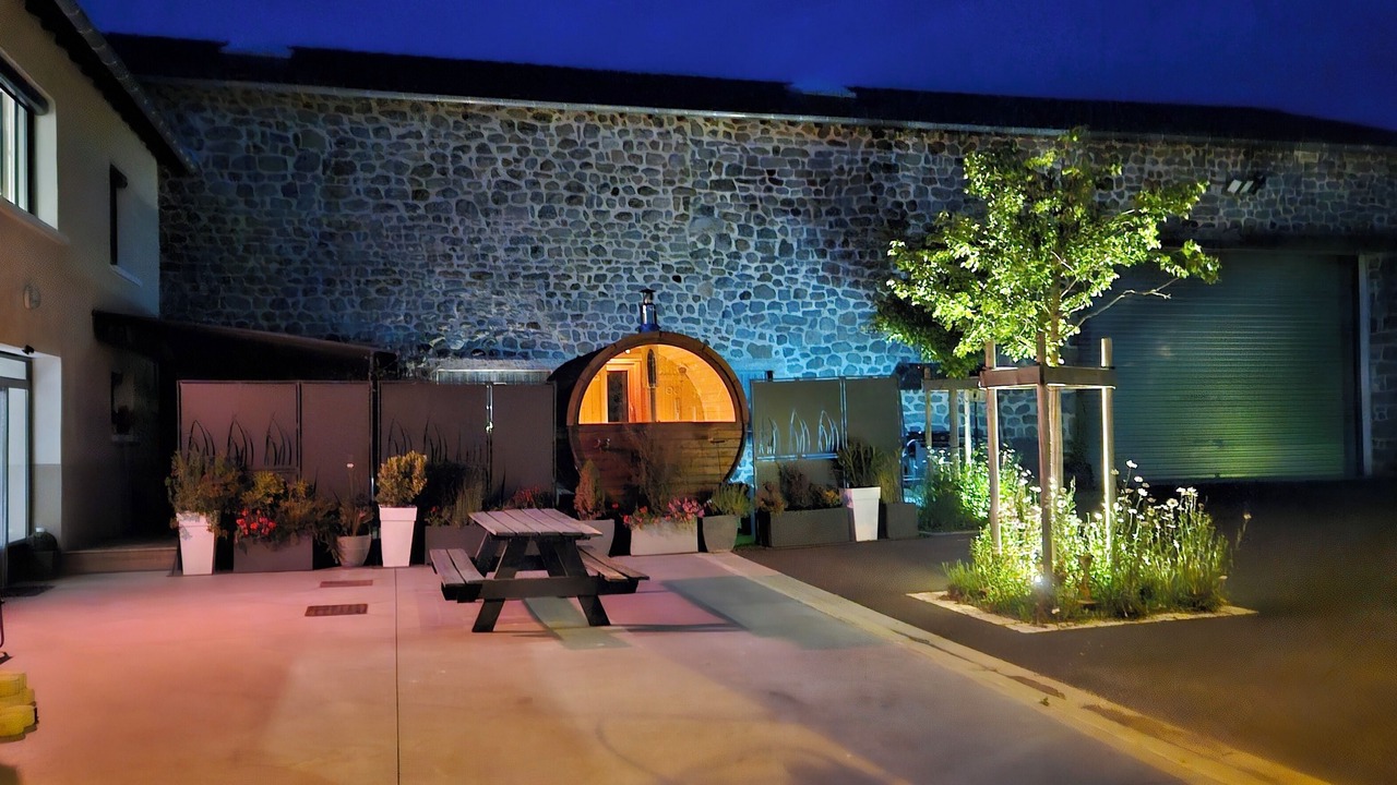 Photo of Patio Balcony in Saint-Jean-Lachalm