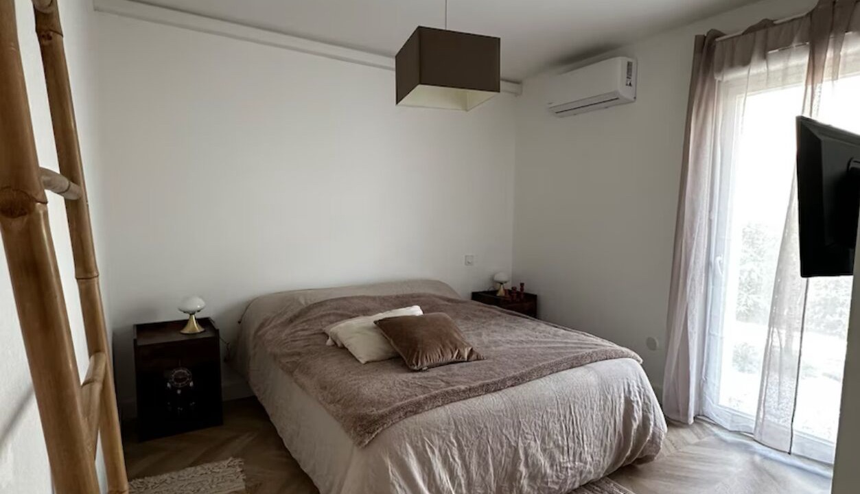 Photo of Bedroom in Peyrestortes