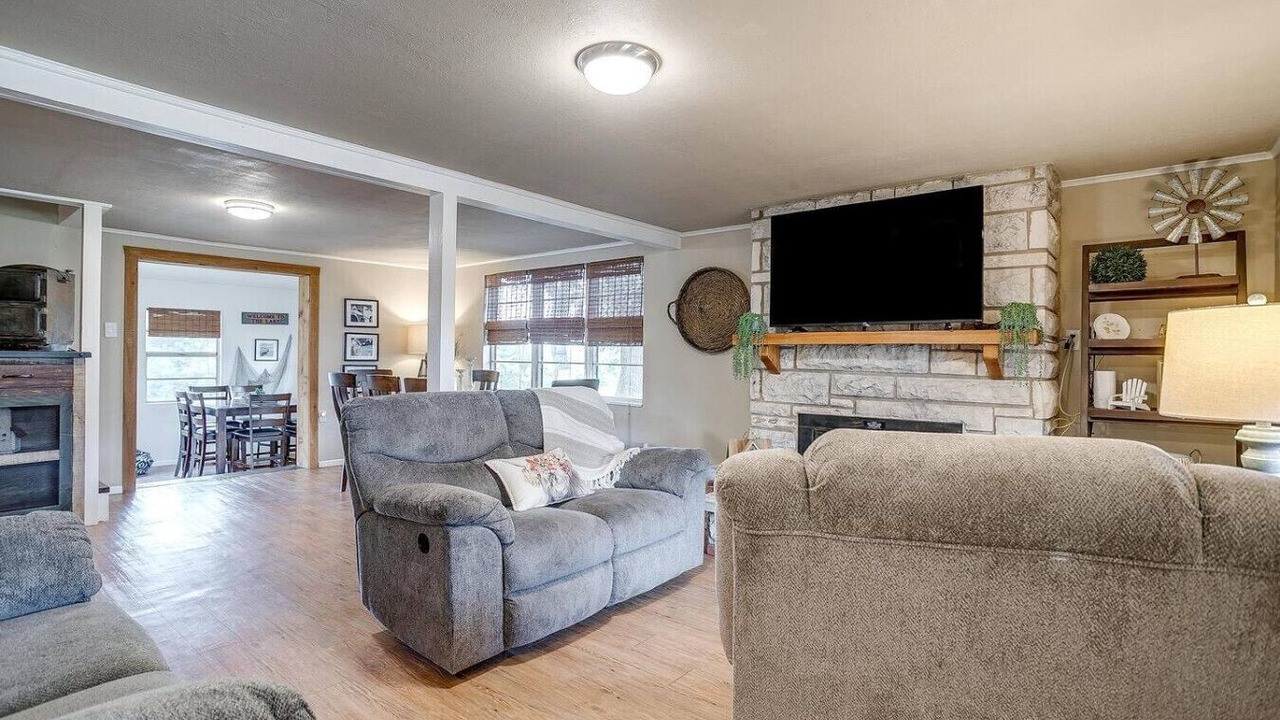 Photo of Livingroom in Laguna Park