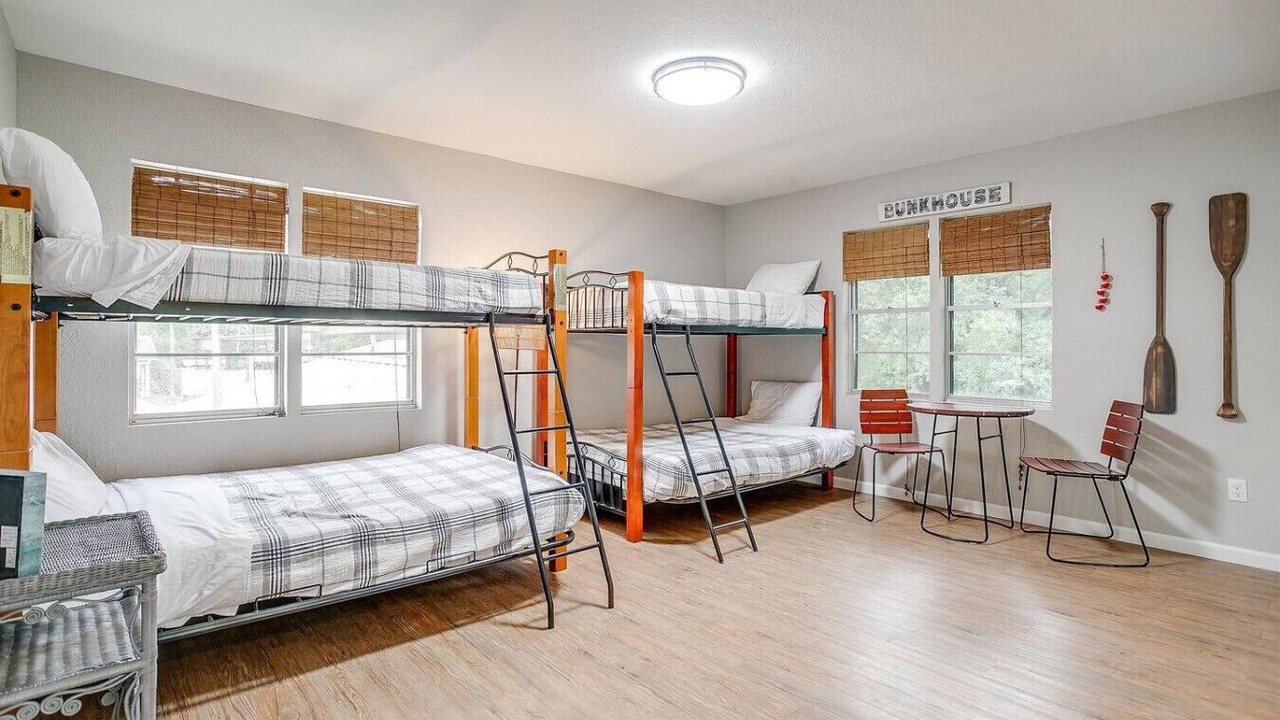 Photo of Bedroom in Laguna Park
