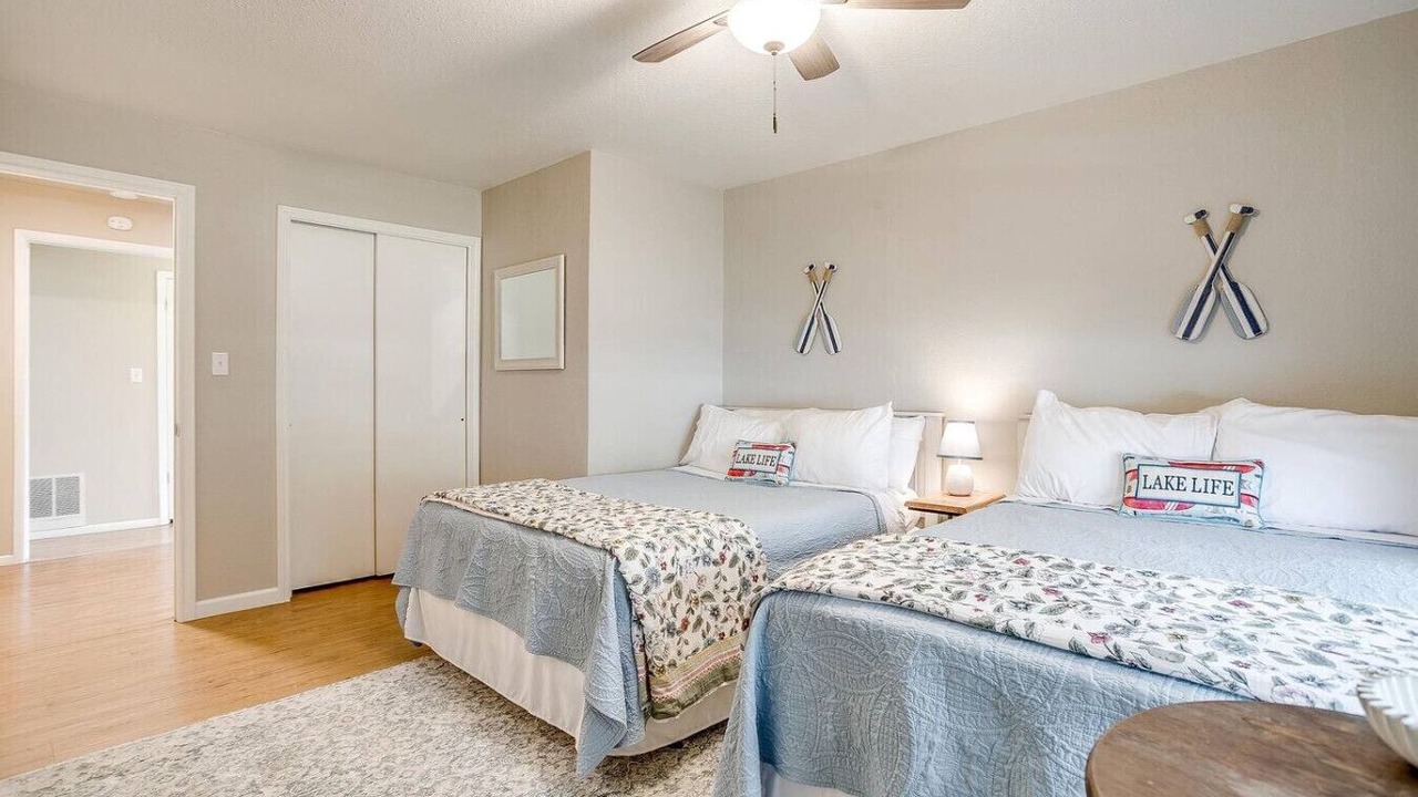 Photo of Bedroom in Laguna Park