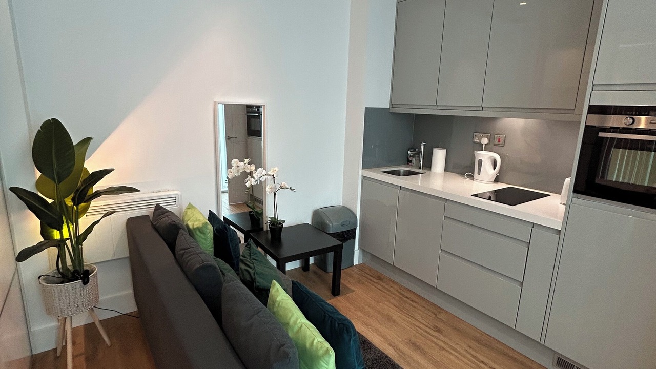 Photo of Livingroom in Hanger Hill