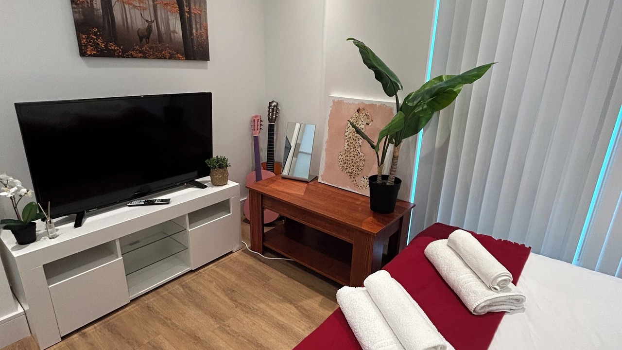 Photo of Bedroom in Hanger Hill