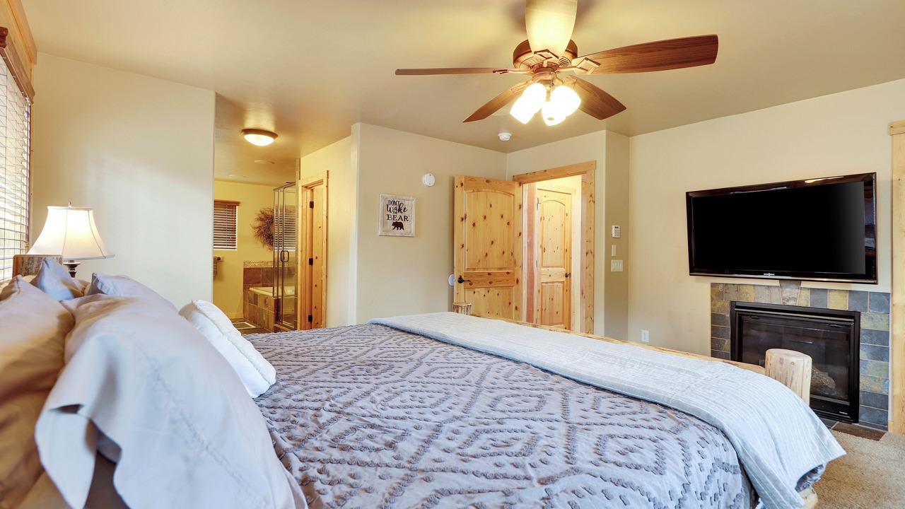 Photo of Bedroom in Steam Engine Meadows